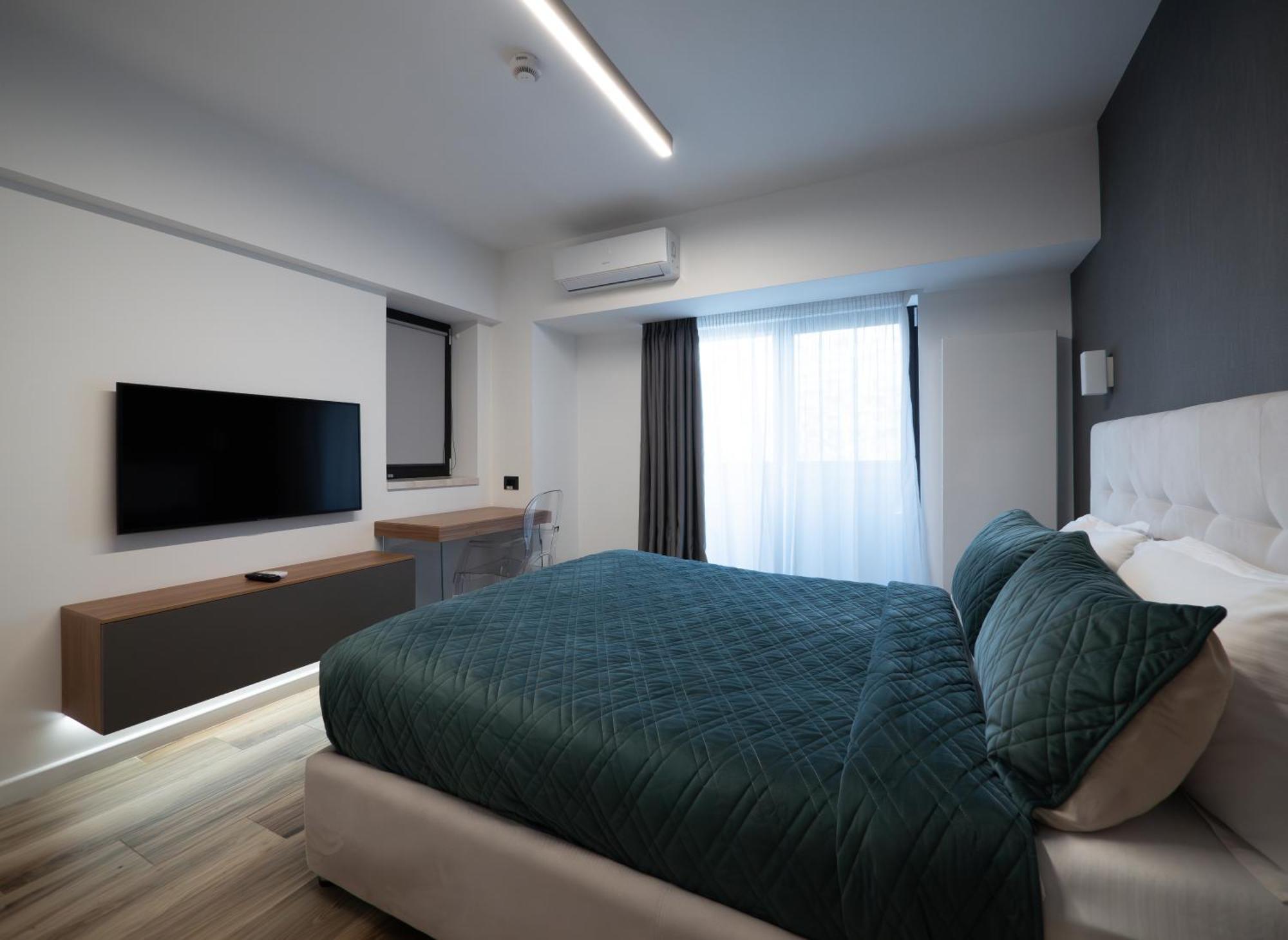 Novos Luxury Suites Bucharest Exterior photo